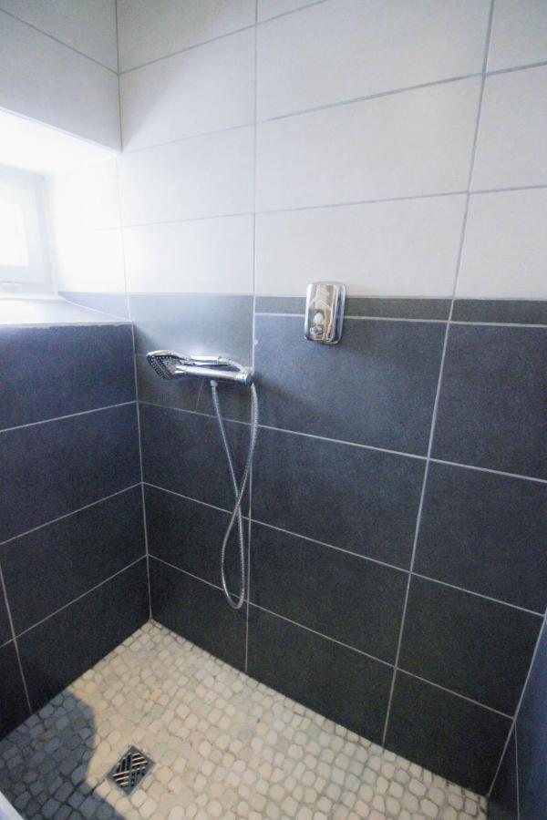 Appartement Calme Et Spacieux, Cite Et Ville A Pied, Wifi, 2 Chambres, 3 Lits Carcassonne Exterior photo
